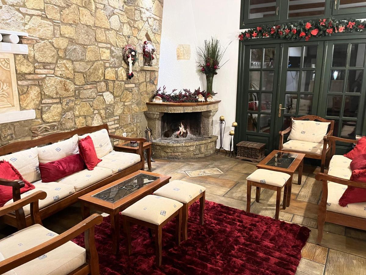 Artemis Hotel Delphi Bagian luar foto