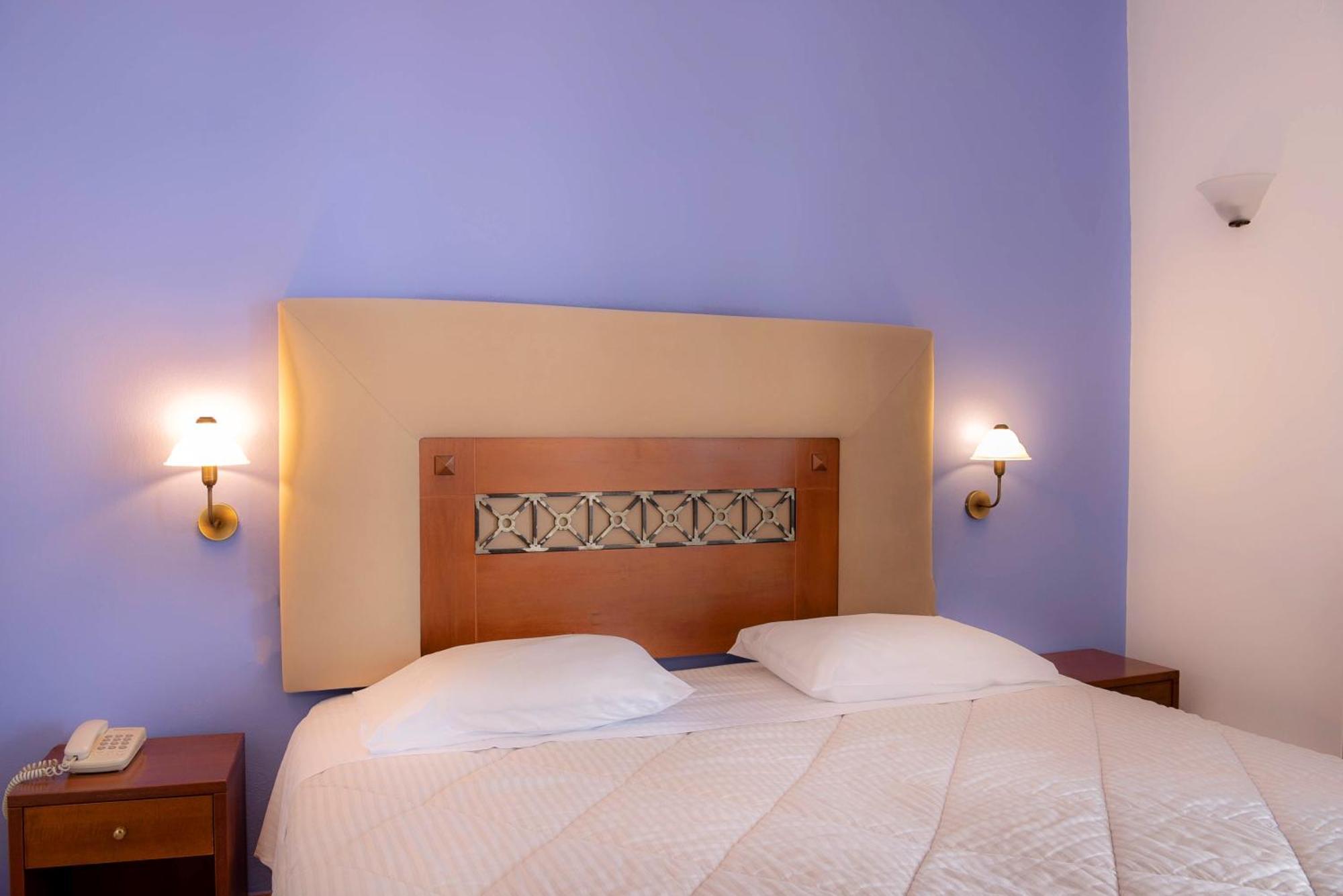 Artemis Hotel Delphi Bagian luar foto